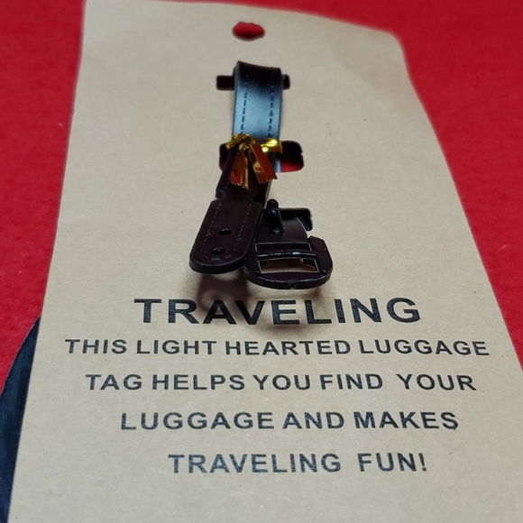 Female skull luggage tag - Picture 3 of 3